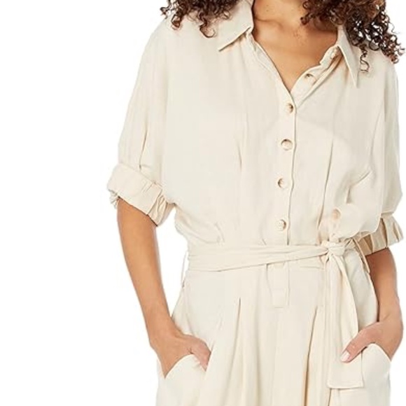 BLANK NYC Linen Jumpsuit with Belt, Comfortable and Elegant Trous - Picture 2 of 11
